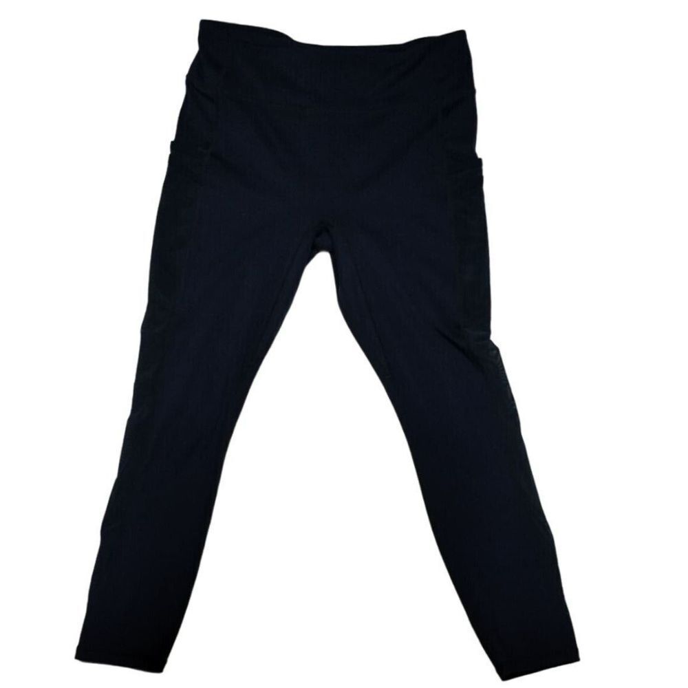 Fabletics High-Waisted Leggings with Pockets Athletic Workout Black Size‎ S